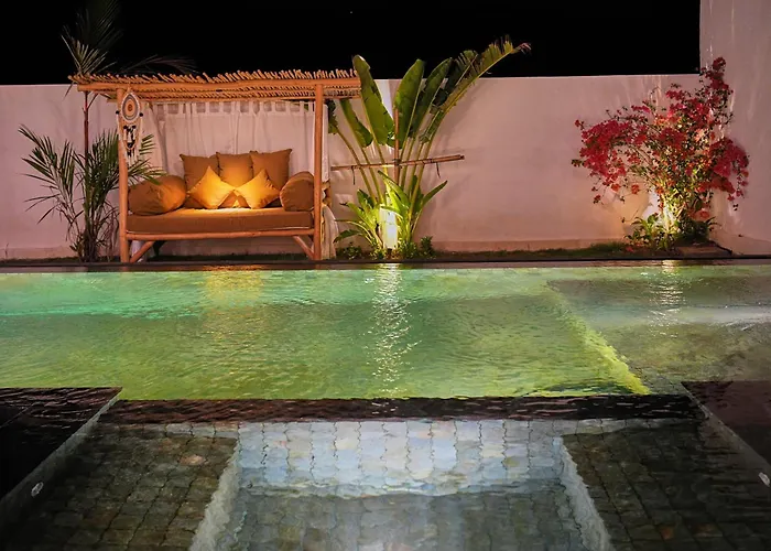 فيلة Kamalie Bali 4 Elegant Rooms, Rice Fields ,ocean , Pool, Jacuzzi, Rooftop And Staff To Take Care Of *