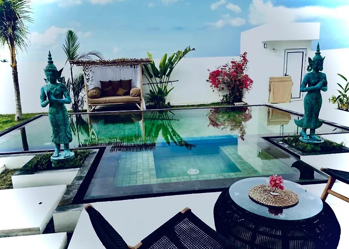 Kamalie Bali 4 Elegant Rooms, Rice Fields ,ocean , Pool, Jacuzzi, Rooftop And Staff To Take Care Of تاناه لوت